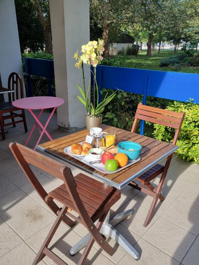 Hotel Les Gens De Mer La Rochelle Ла Рошел Екстериор снимка