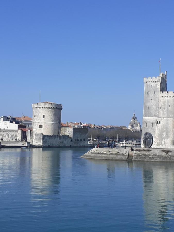 Hotel Les Gens De Mer La Rochelle Ла Рошел Екстериор снимка