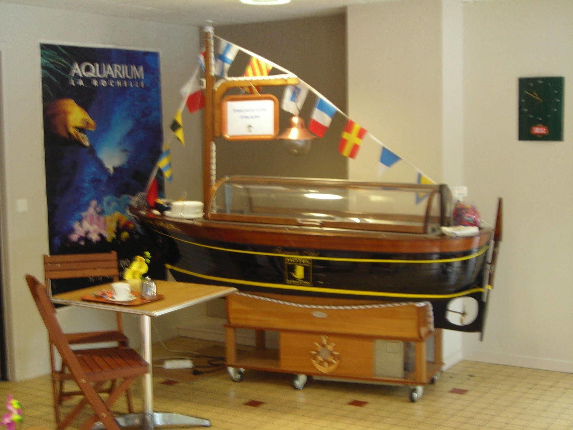 Hotel Les Gens De Mer La Rochelle Ла Рошел Екстериор снимка